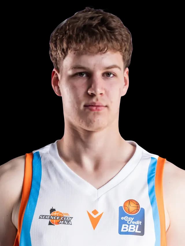Maxim Bader